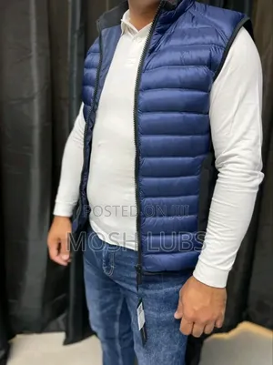 Sleeveless Jackets With Hoodies