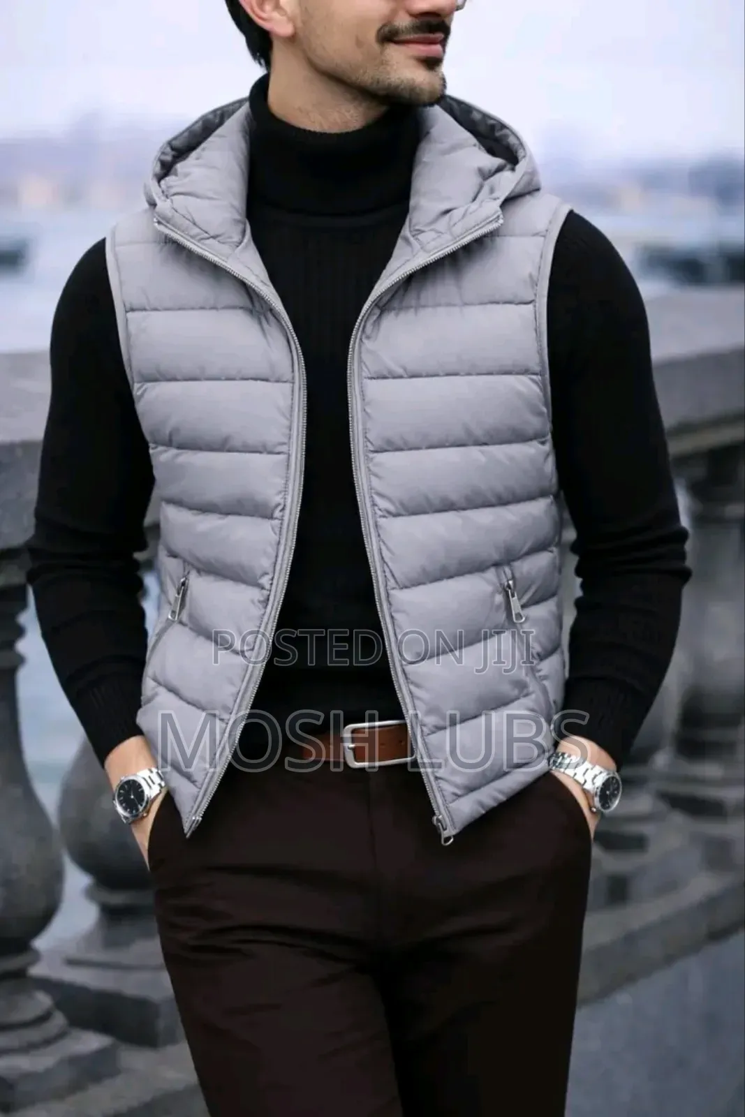 Sleeveless Jackets With Hoodies