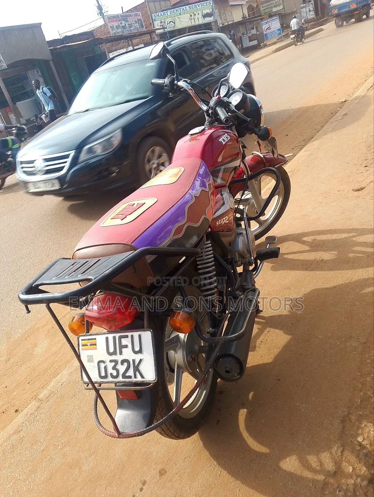 TVS HLX 125 2023 Red