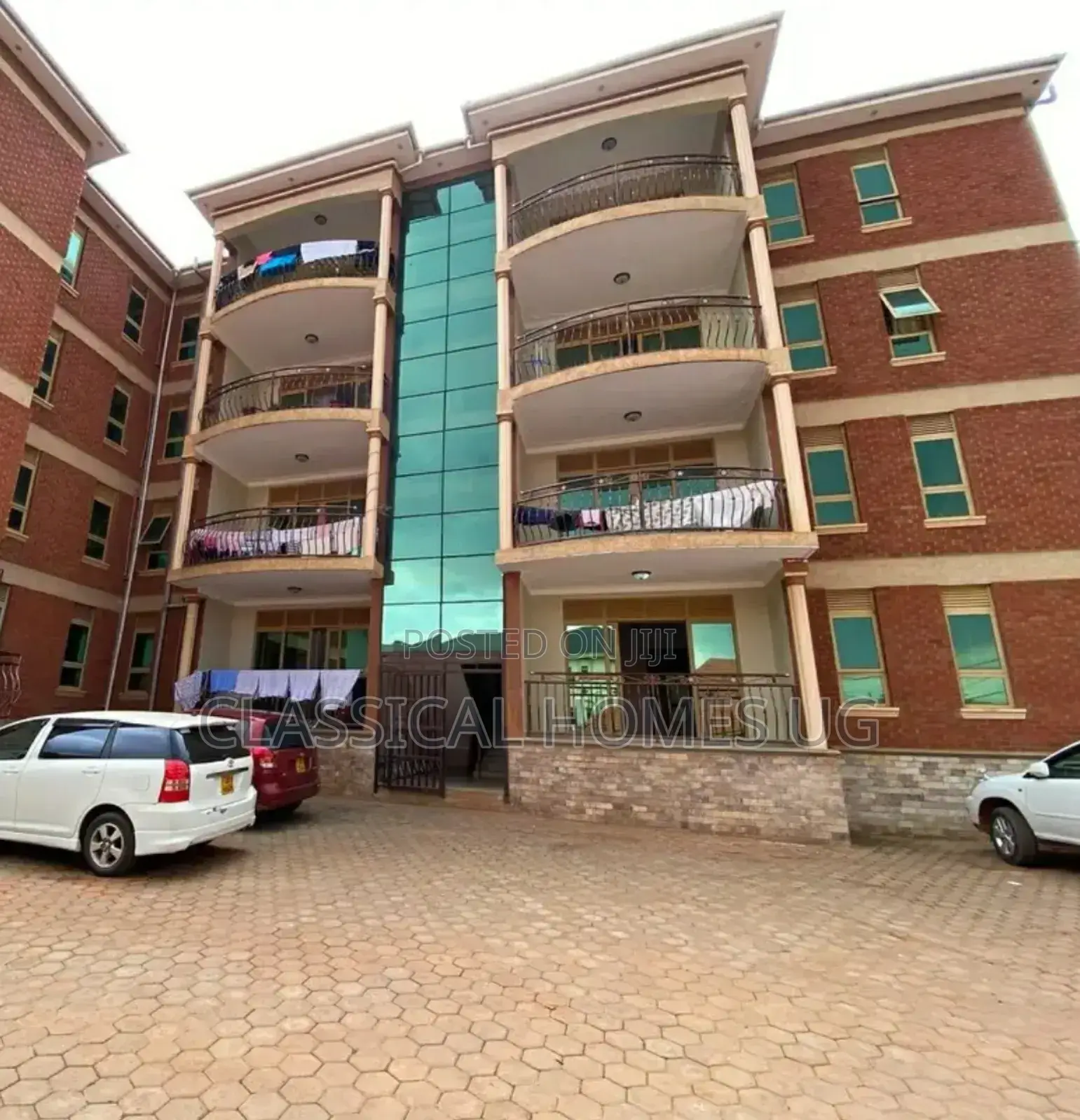 3bdrm Apartment in Muyenga, Central Division for rent