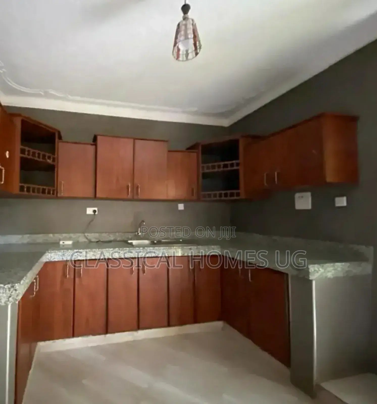 3bdrm Apartment in Muyenga, Central Division for rent