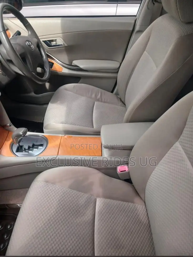 Toyota Premio 2009 Off white