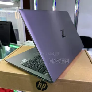 Laptop HP ZBook Firefly G8 16GB Intel Core i7 SSHD (Hybrid) 512GB