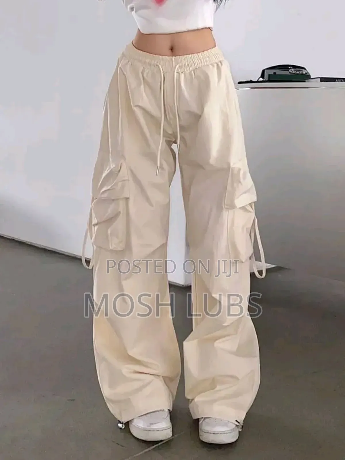 Lady's Cargos