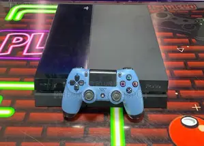 Sony Playstation 4 - Full Set - 13 Games, 2 Pads, Warranty Receipts