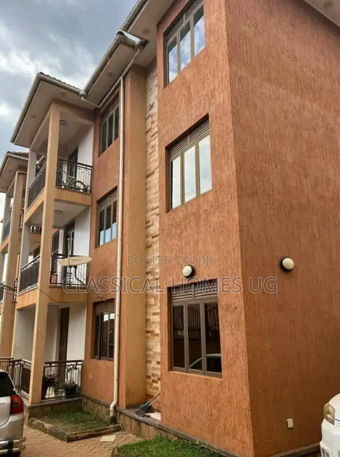 2bdrm Apartment in Maganjo Bombo Road, Central Division for rent