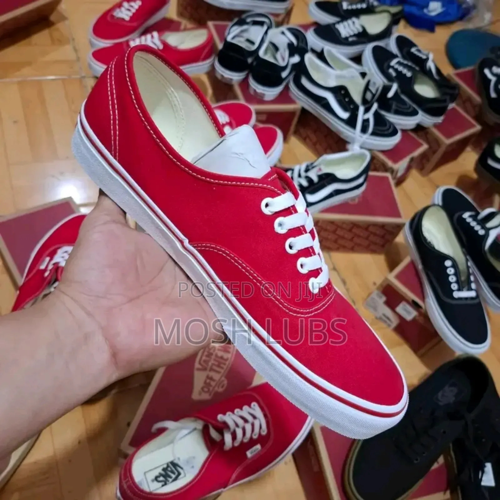 Off-White Sneaker Vans