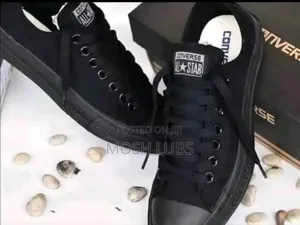 Converse Shoes With Laces