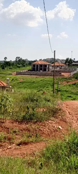 100x100ft- Plots in Gayaza-Kasangati Executive Estates.
