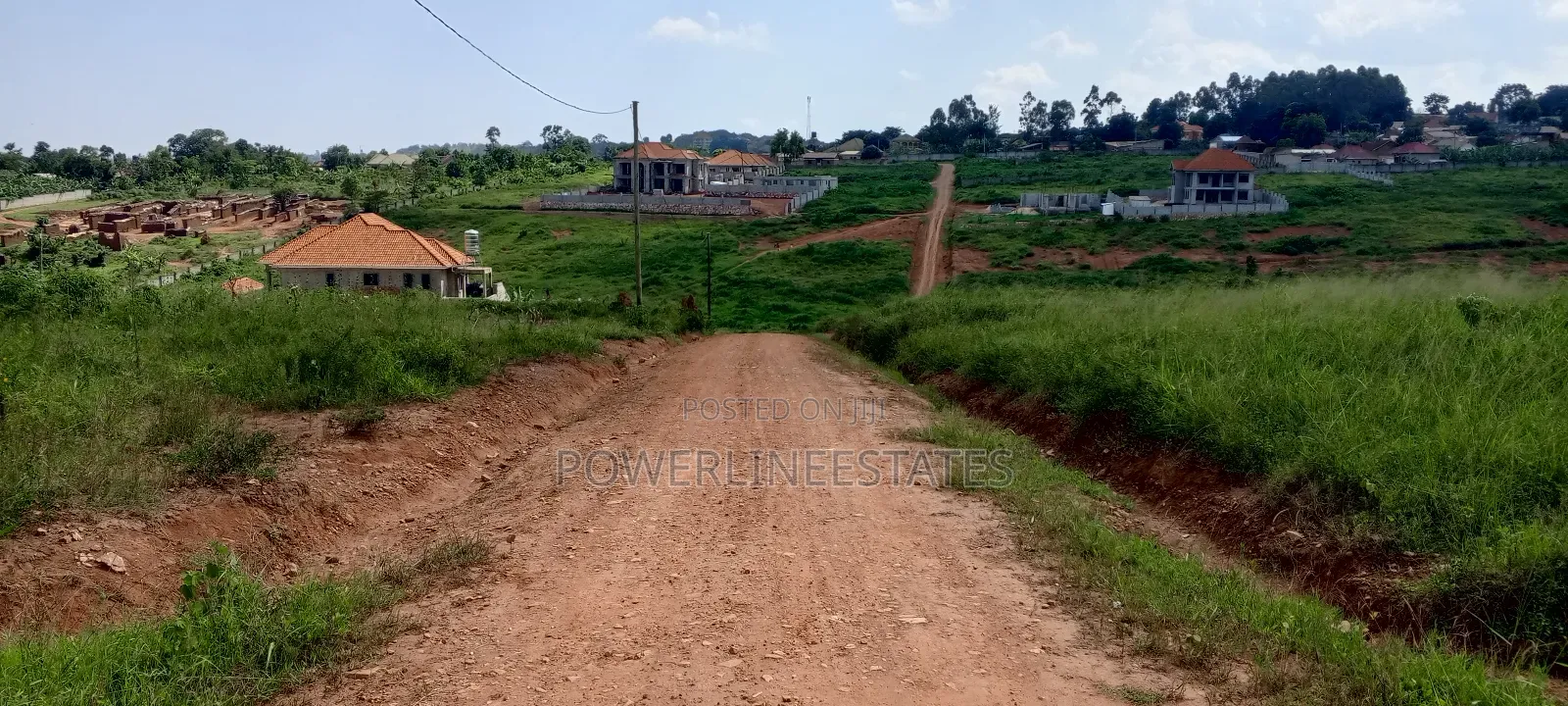 100x100ft- Plots in Gayaza-Kasangati Executive Estates.