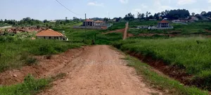 100x100ft- Plots in Gayaza-Kasangati Executive Estates.