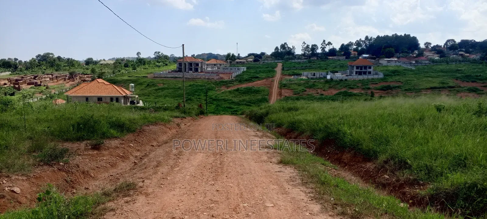 100x100ft- Plots in Gayaza-Kasangati Executive Estates.