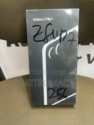 New Samsung Galaxy Z Flip7 256 GB Black