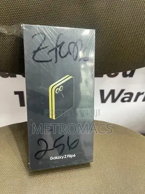 New Samsung Galaxy Z Flip6 256 GB Yellow