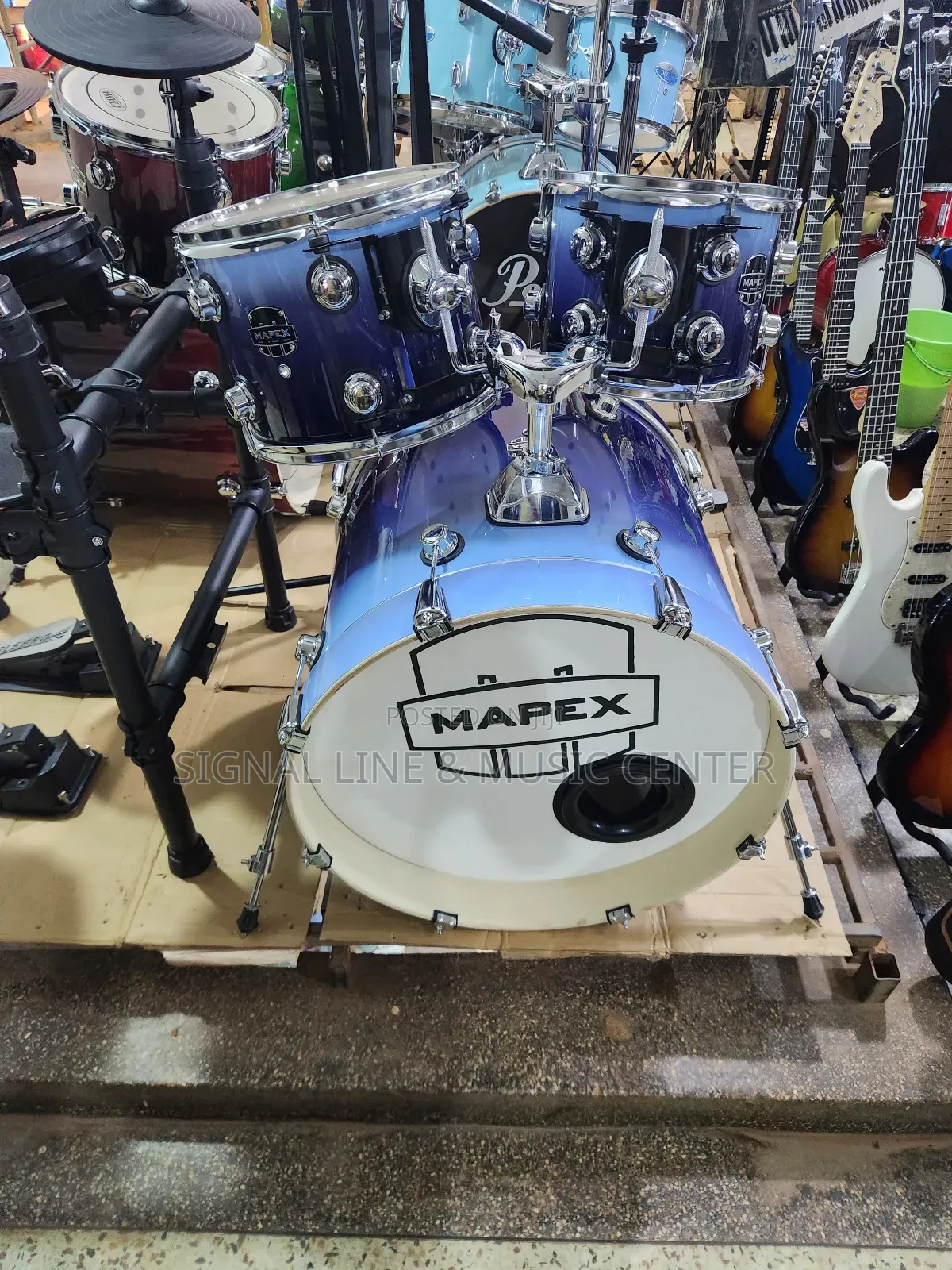 Mapex Acoustic Drum Set