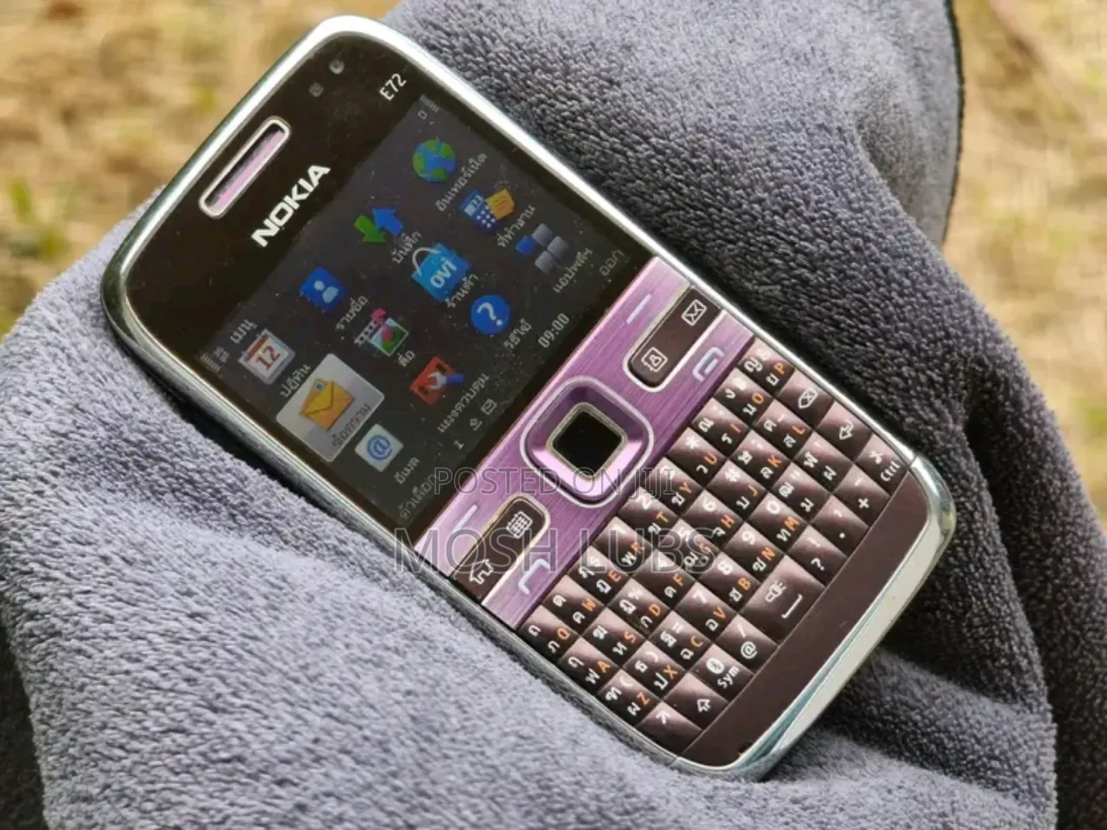 Nokia E72 Gray