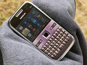 Nokia E72 Gray