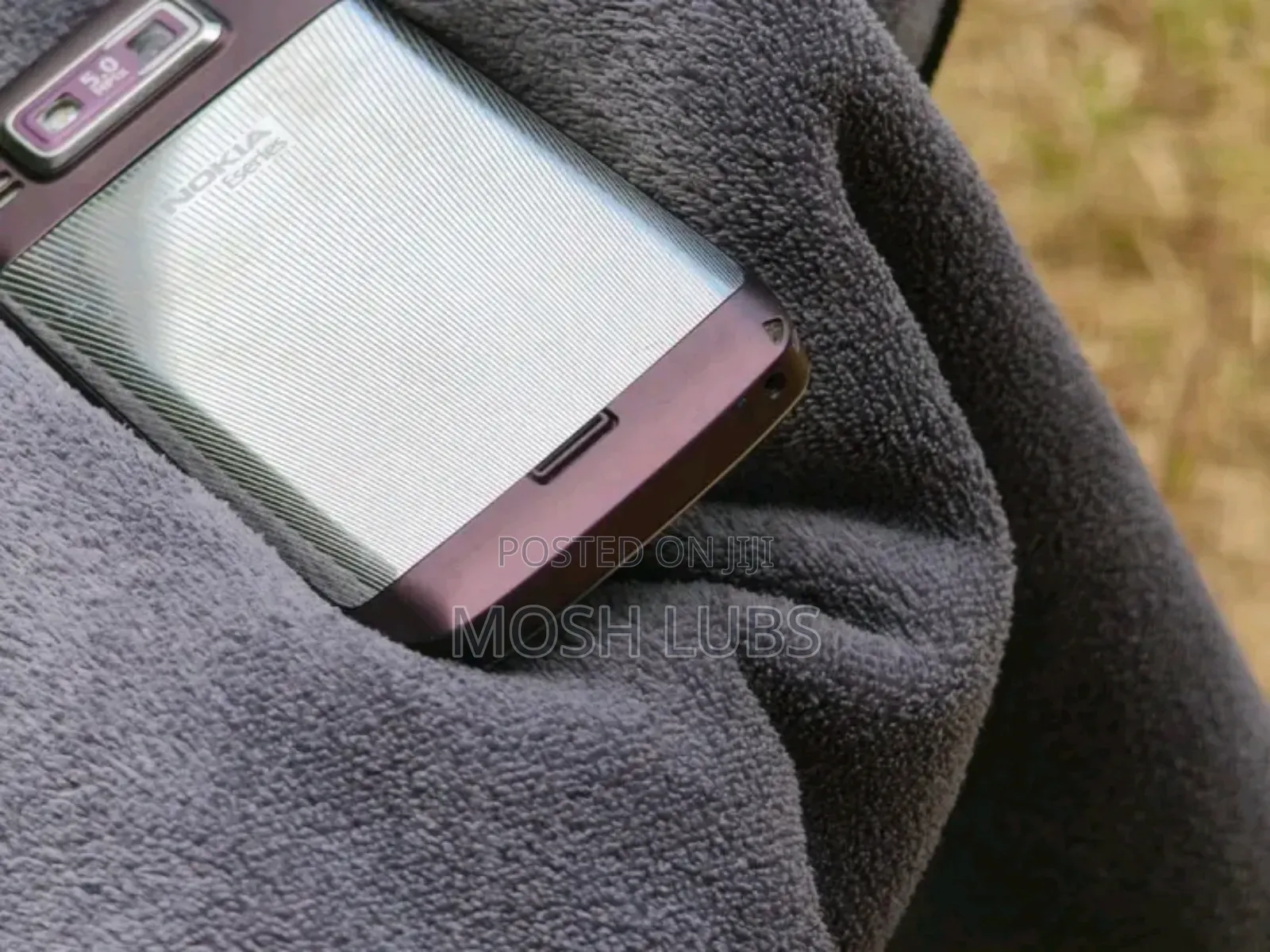 Nokia E72 Gray