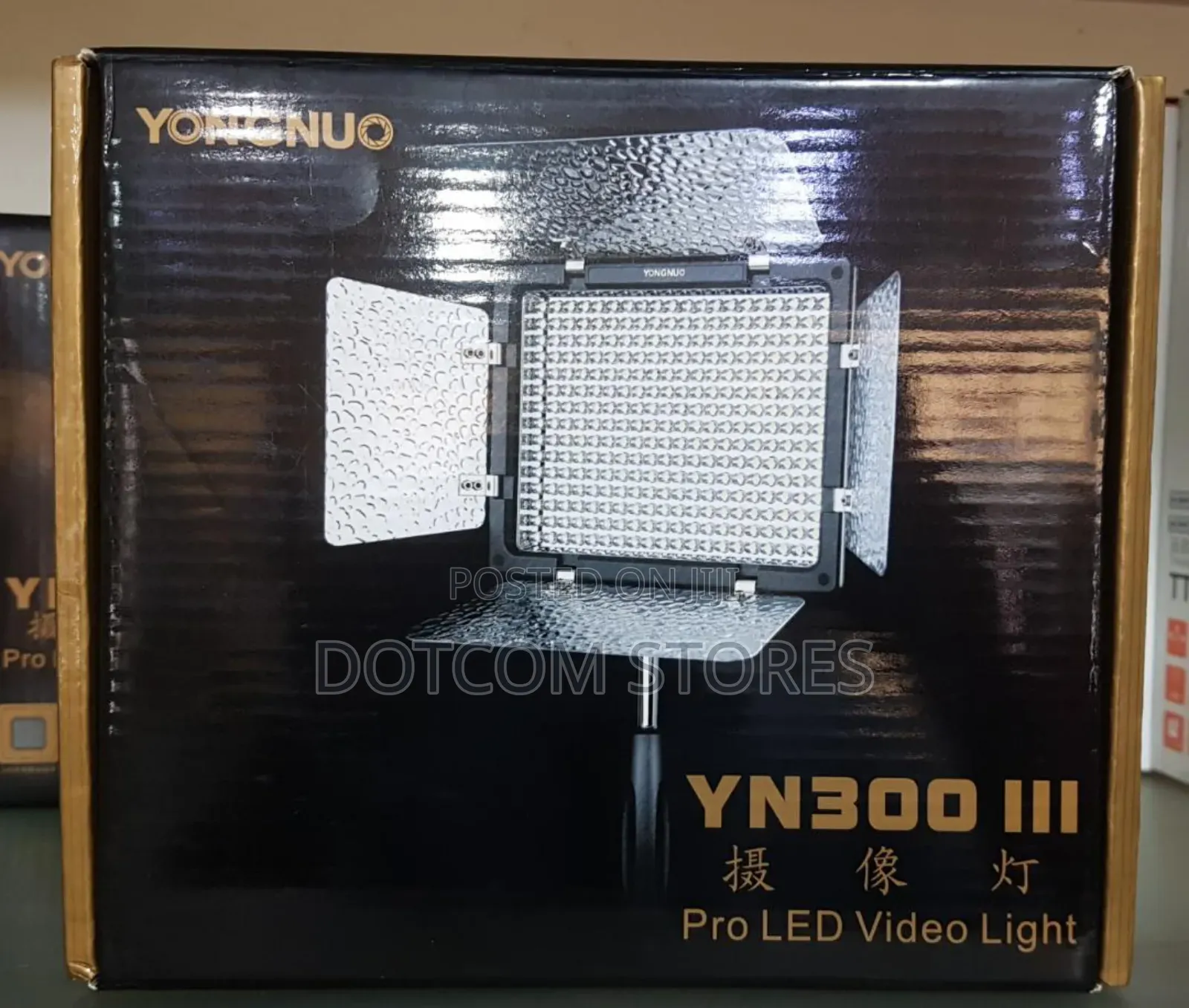 Yongnuo Yn300 Iii Pro Led Video Light With Charger Battery