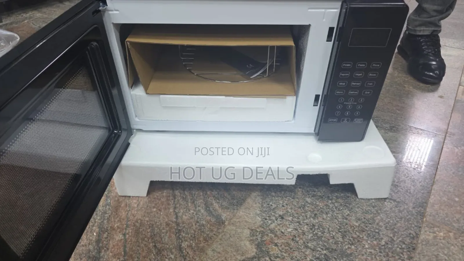 Chiq 25l Digital Microwave Oven With Grill - Black