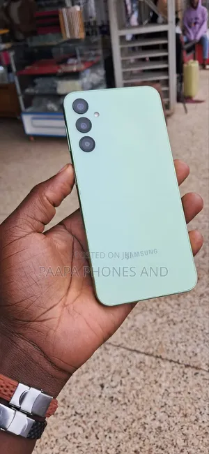 Samsung Galaxy A24 128 GB Green