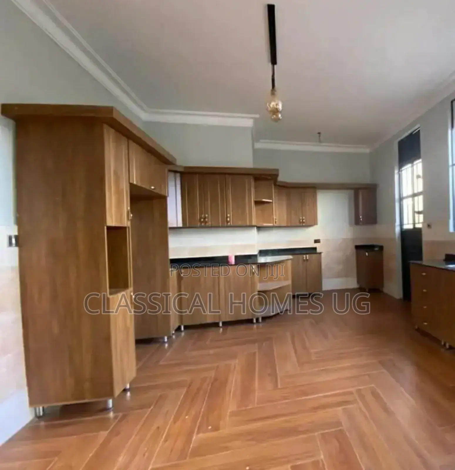5bdrm Duplex in Muyenga, Central Division for rent