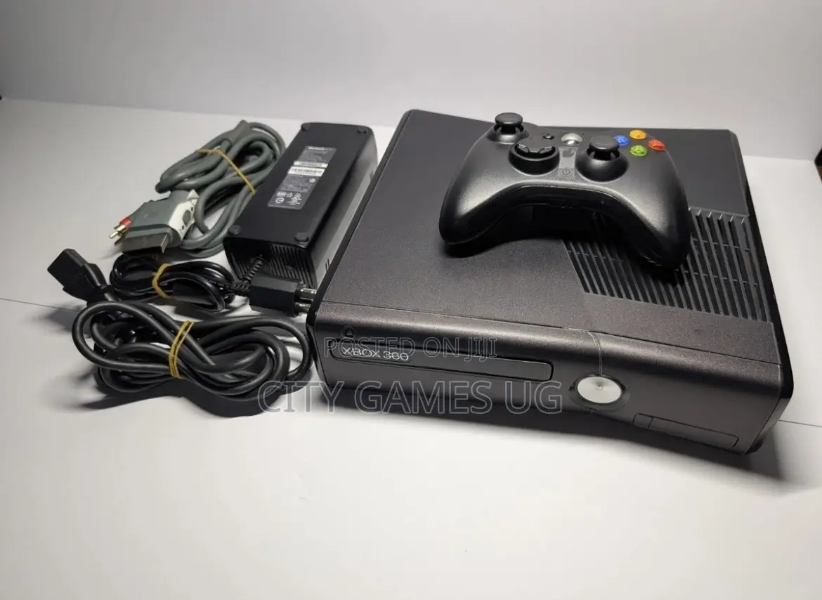 Microsoft Xbox 360 S Console Black-.