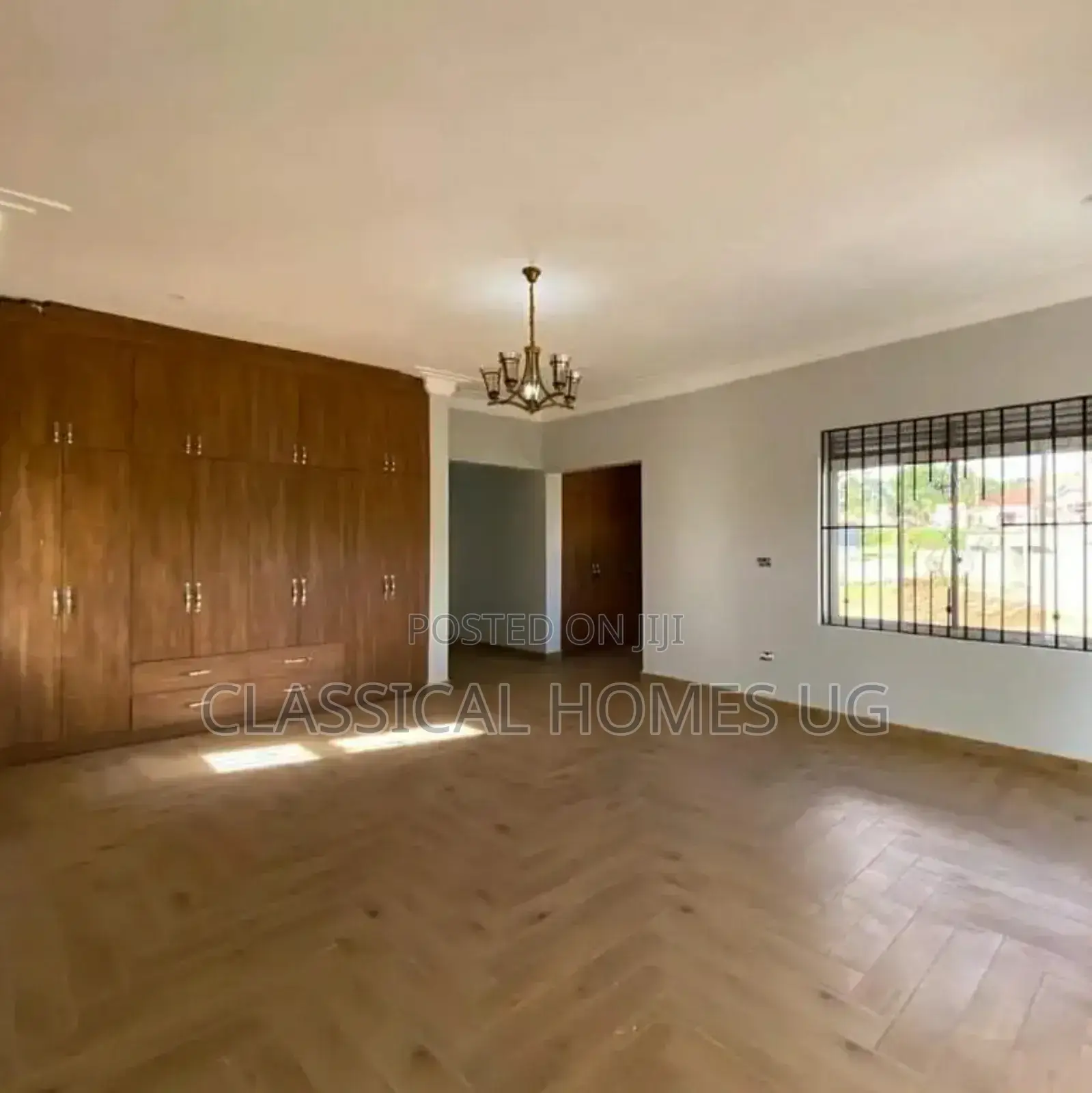 5bdrm Duplex in Muyenga, Central Division for rent