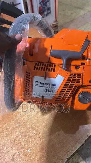 365 Husqvarna Power Saw / Chainsaw
