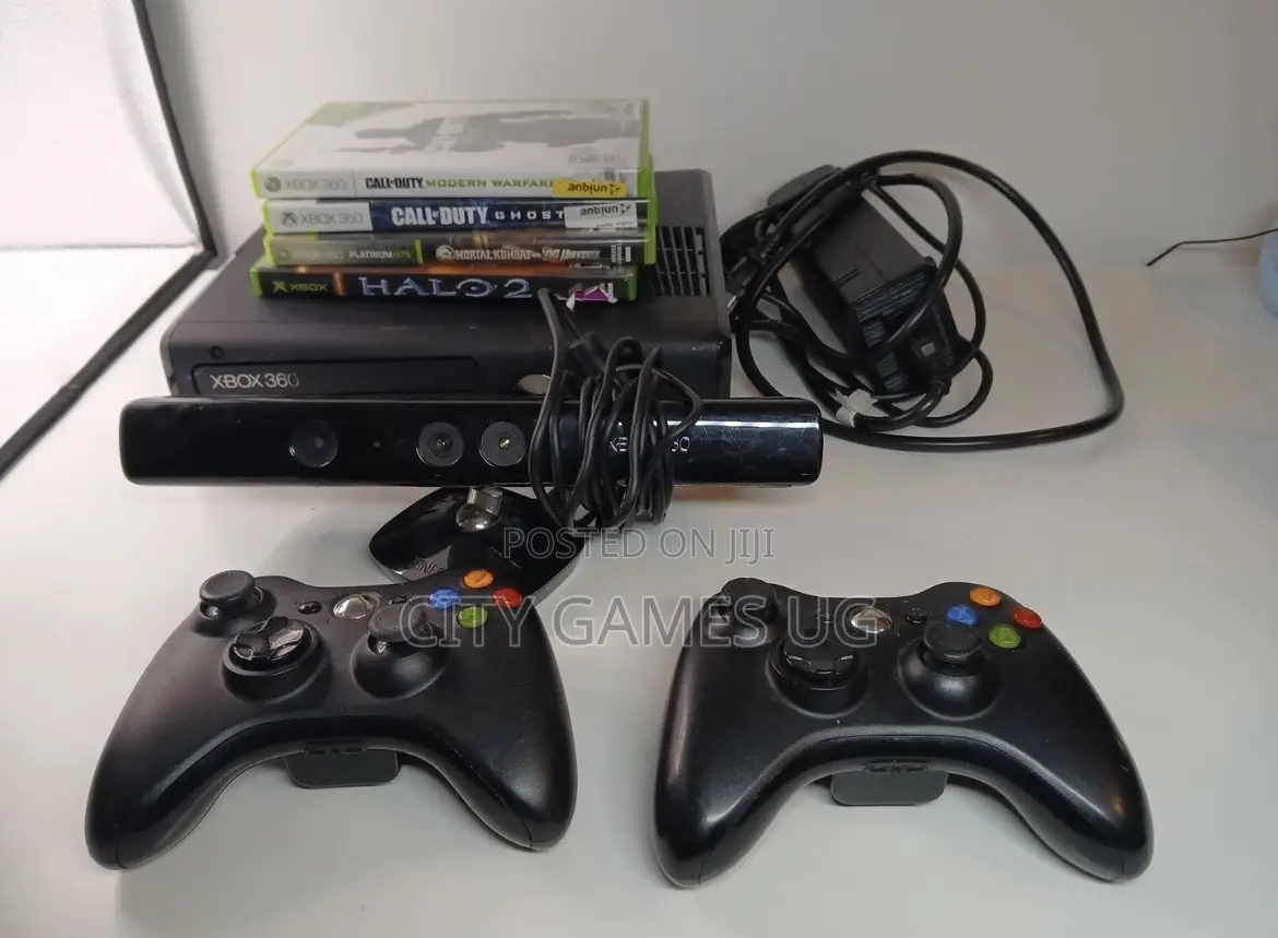Xbox 360 Bundle Console 2 Controllers 4 Games Power Cord