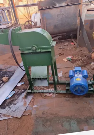 Automatic Briquettes Charcoal Crusher