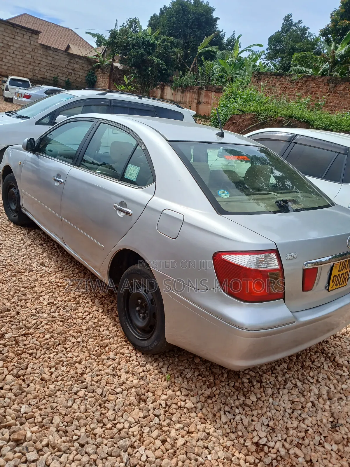 Toyota Premio 2.0 FWD 2012 Silver