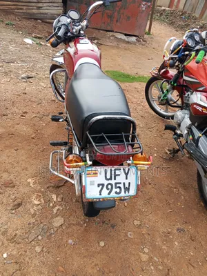 Bajaj Boxer 100 2019 Red
