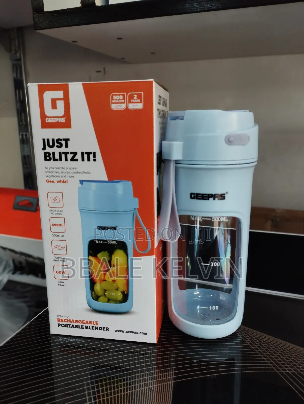 Geepas Rechargeable Portable Blender Bottle
