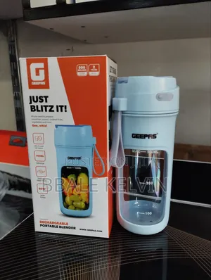 Geepas Rechargeable Portable Blender Bottle