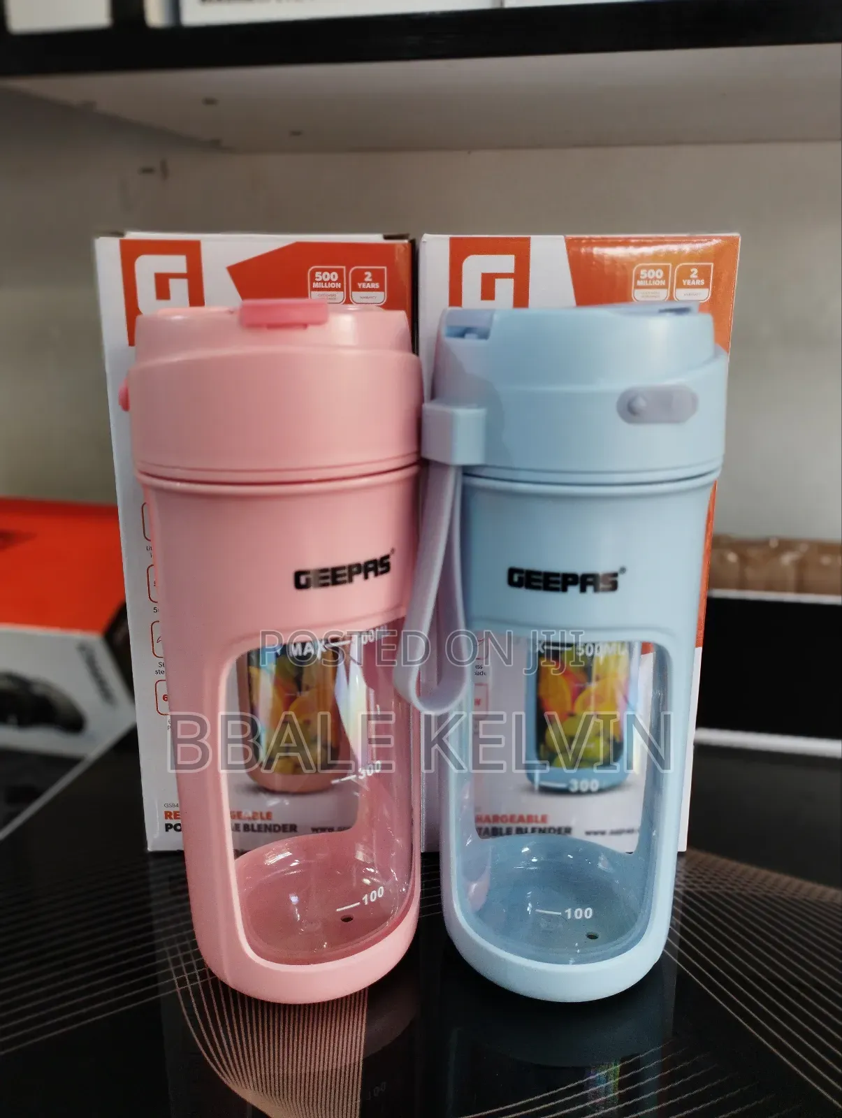 Geepas Rechargeable Portable Blender Bottle