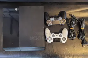 Play Station 4