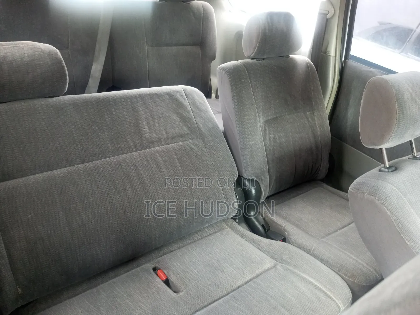 Toyota Noah 2003 Silver