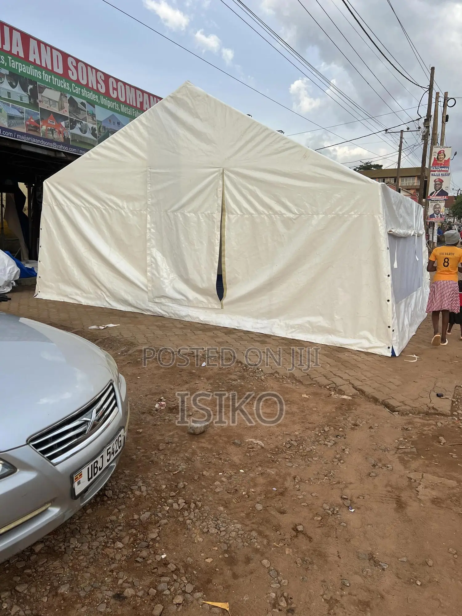 100 Seater Tents