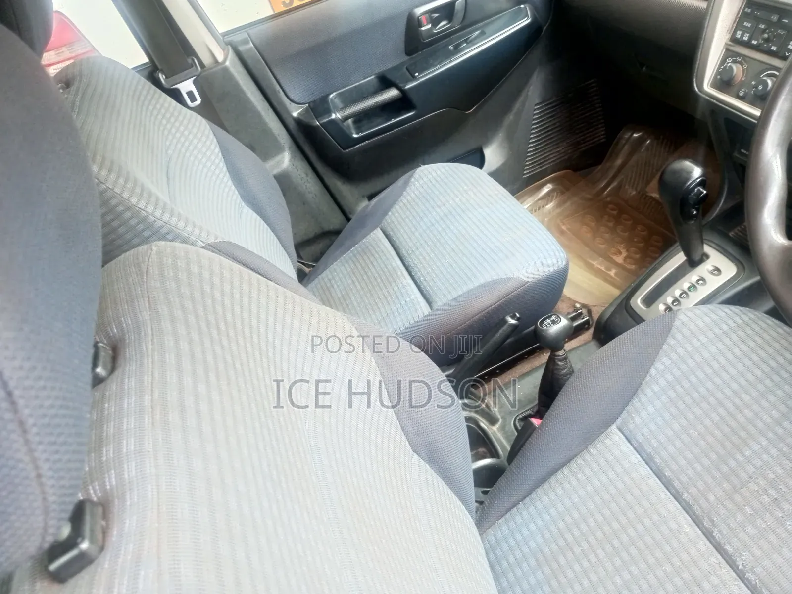 Mitsubishi Pajero IO 2003 White