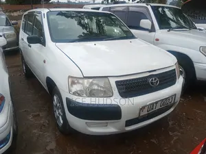 Toyota Succeed 2005 White