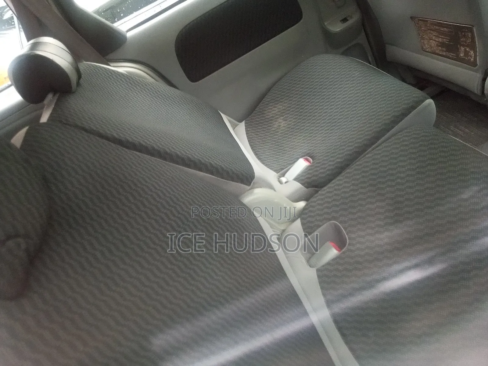 Toyota Sienta 2007 Gray