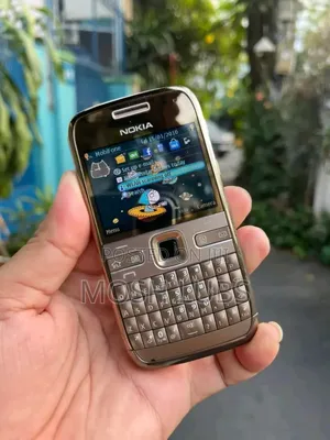 Nokia E72 Gold