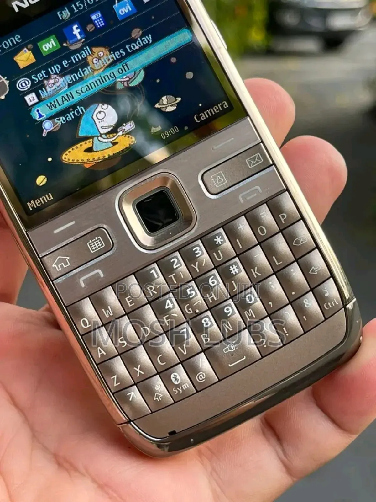 Nokia E72 Gold
