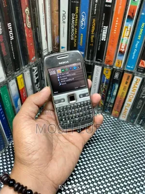 Nokia E72 Gray