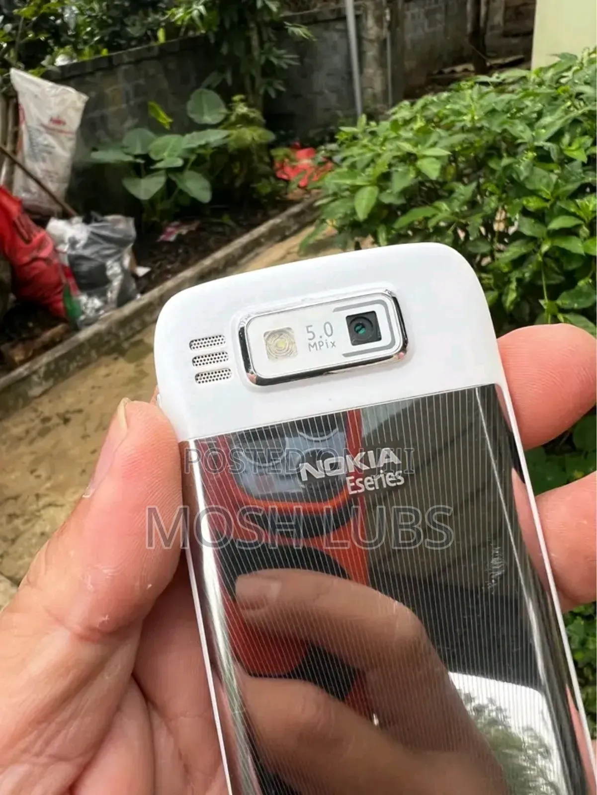 Nokia E72 Silver