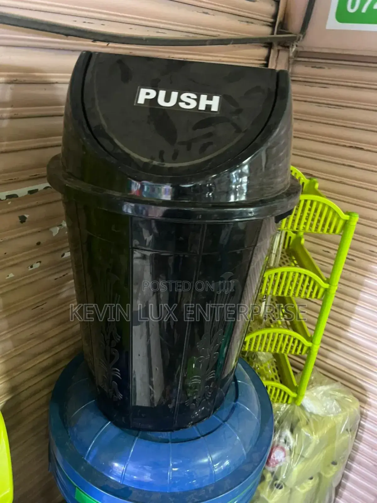 Dust Bin 60 Liters