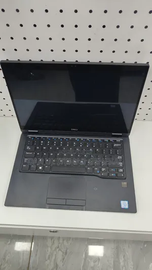 Laptop Dell Latitude 7390 8GB Intel Core i5 SSD 256GB