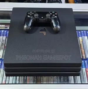 Playstation 4 Pro. Ps4 Pro. Chipped, 30 Games 2 Pads. Super-ps4