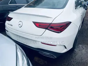 Mercedes-Benz CLA-Class CLA 200 Sedan 2022 White